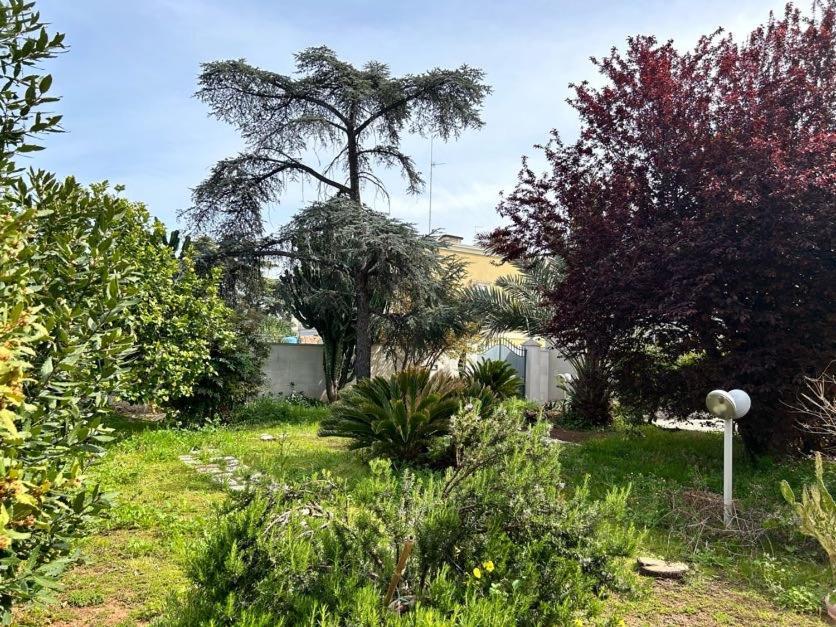 バーリGiardino A Mareアパートメント エクステリア 写真